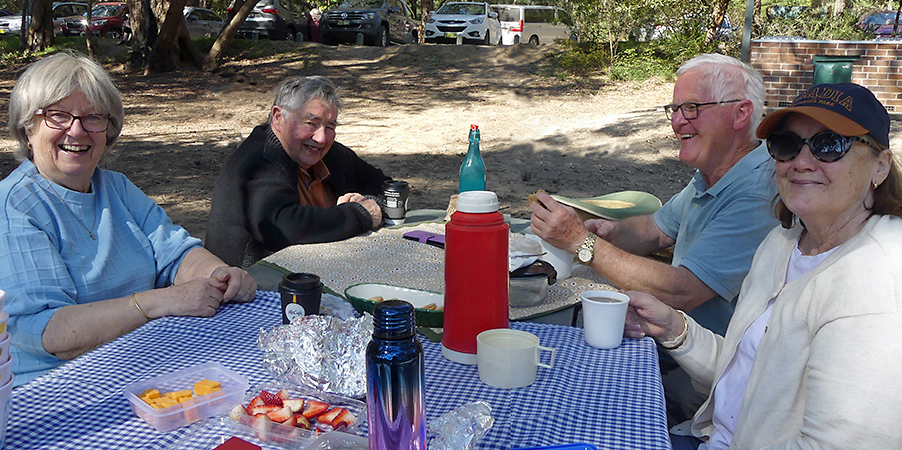 Leslie, Paul, Diana & Tony at Thirlmere Lakes